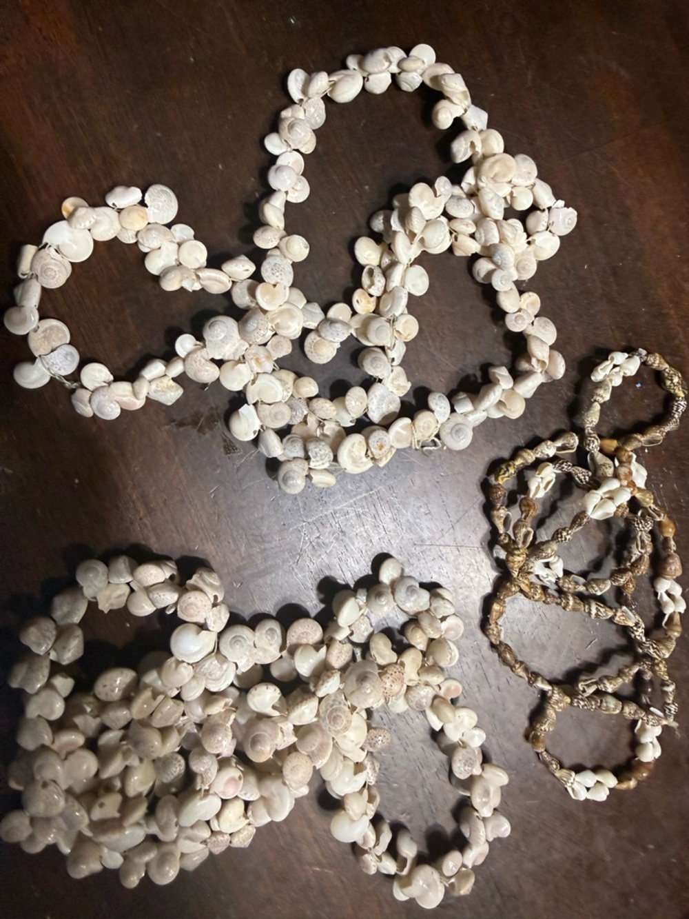 Handmade Natural Shell Necklace and Bracelet Set in Cream